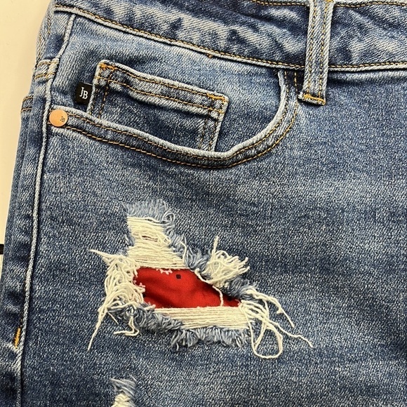 Judy Blue 5” Inseam High Rise Shorts Size 1XL - Picture 13 of 16